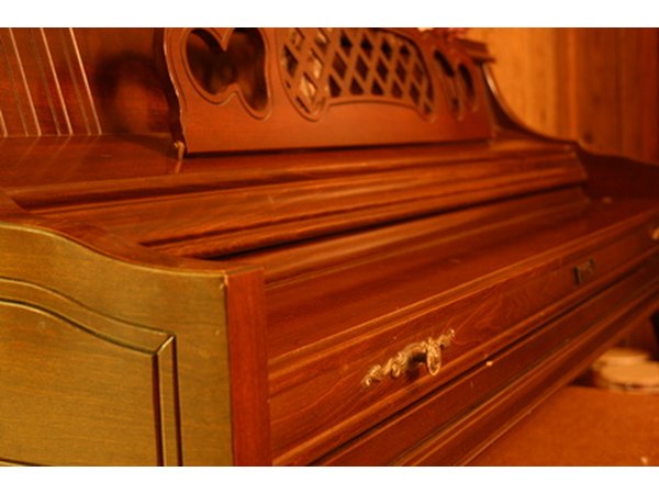 When played well, the piano produces beautiful muslcal sounds.