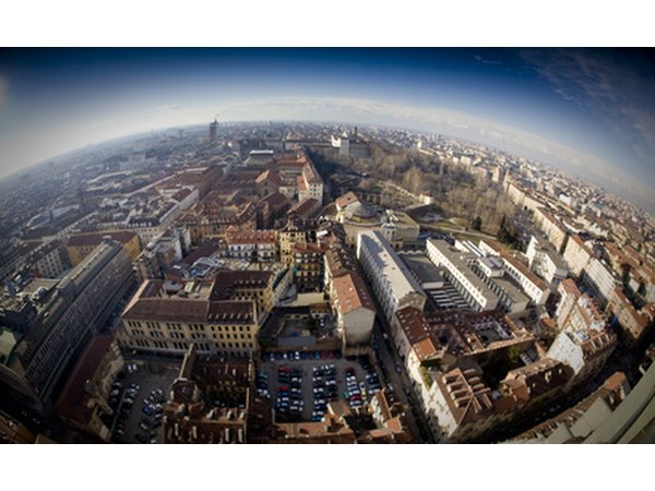 Shooting with a fisheye lens causes extreme image distortion.