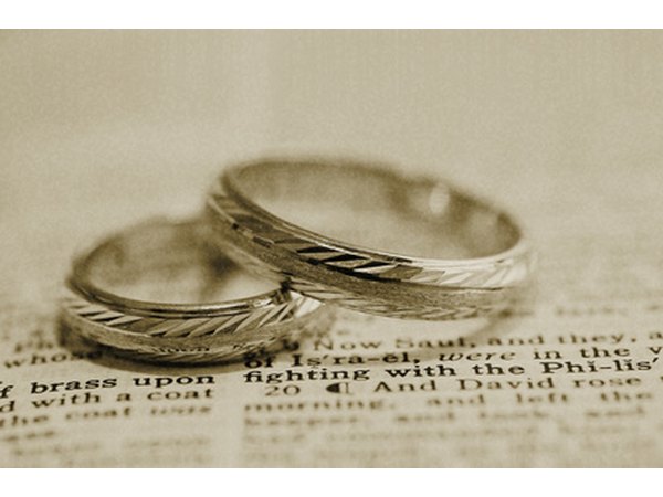 Even intricate bands can be made to match.