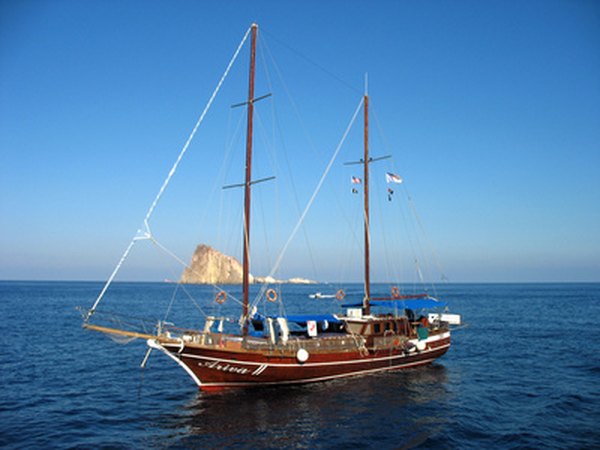Crewmates are needed on large personal yachts every season of the year across the globe.
