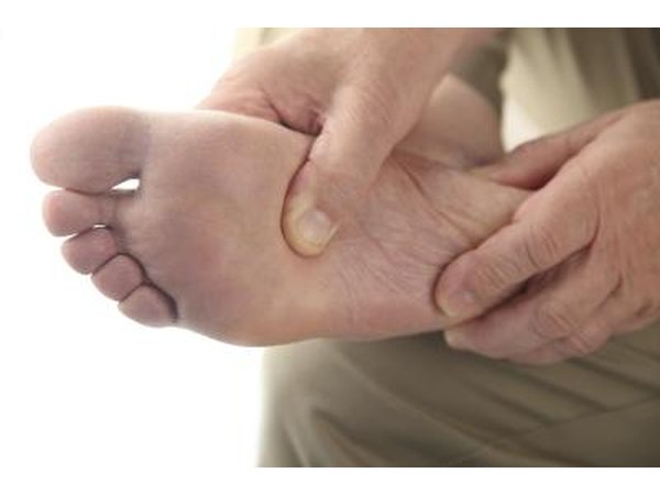 Pseudogout is hard to diagnose because it is so similar to regular gout.