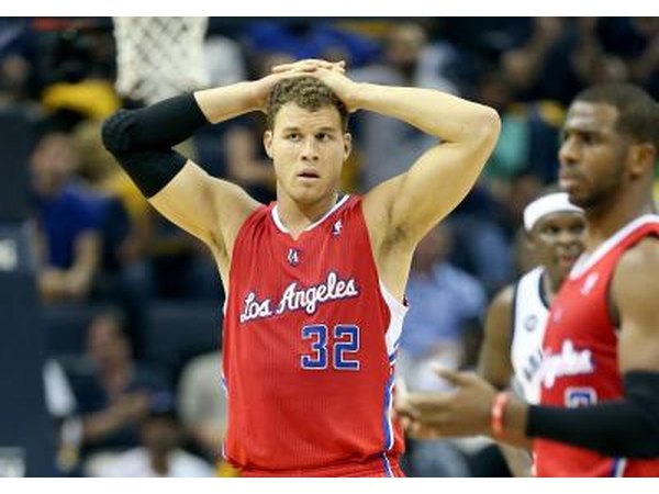 Blake Griffin mid basketball game