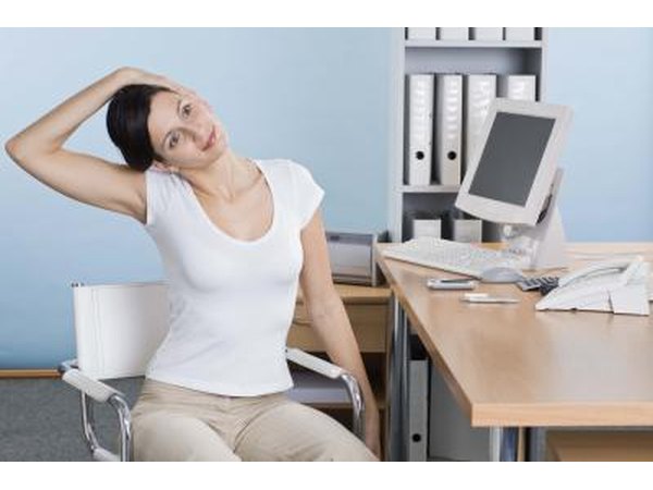 There are neck stretches that can be implemented into a busy daily routine to reduce the pain and recurrence of trapezius muscle pains.