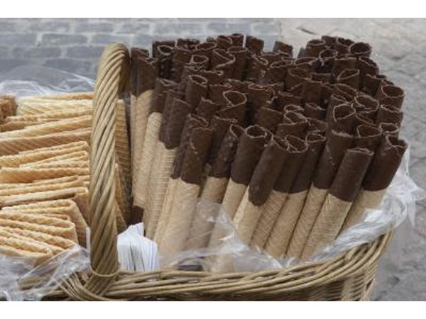 chocolate cookie basket