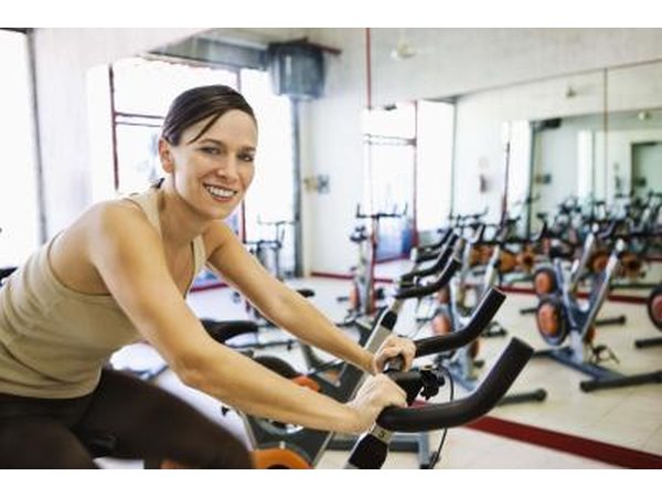 Safflower oil can help your workout by triggering faster fat burning.