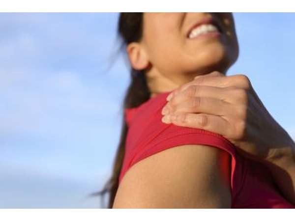 The onset of tendon pain may come on quickly.