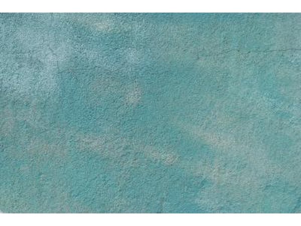 Turquoise wall color will balance well with oak trim or molding