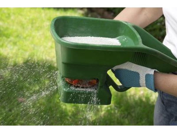There are also chemicals that can be used to edge your lawn.