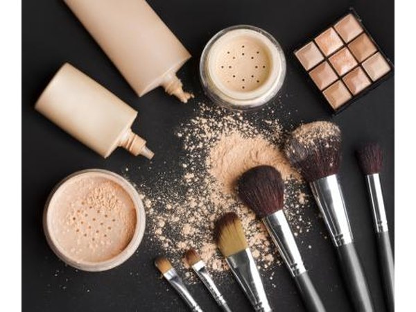 You can set your own hours as an independent cosmetic representative.