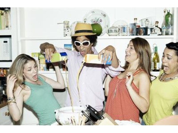 Friends are mixing cocktails.