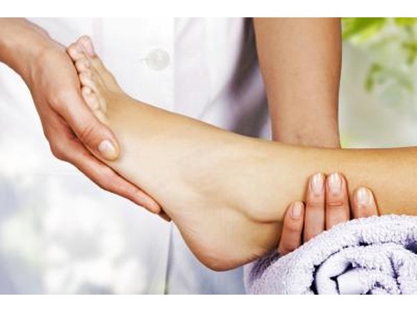Saddle bone deformity is visually distinguished by the raised bump on the arch of the foot.