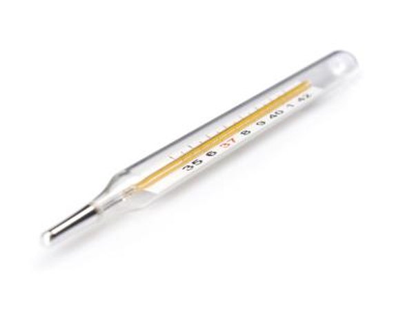 Thermometer to measure temperature.
