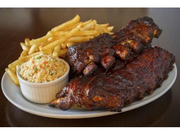 Pork ribs with fries and cole slaw