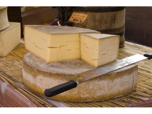 Aged cheeses contain tyramine.