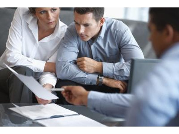 There are tax benefits to investing in your 401k.