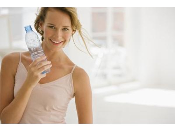 Drinking the eight 8-ounce glasses of water is an important part of the grapefruit diet.
