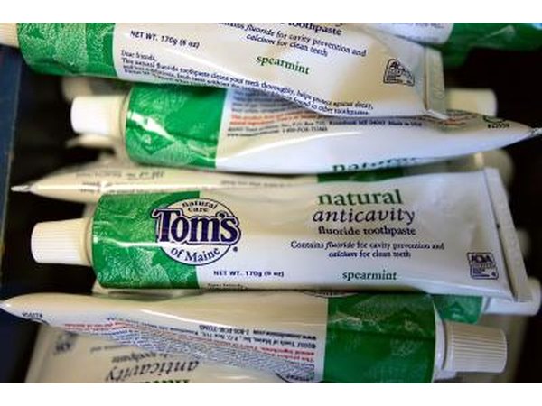 Natural toothpaste