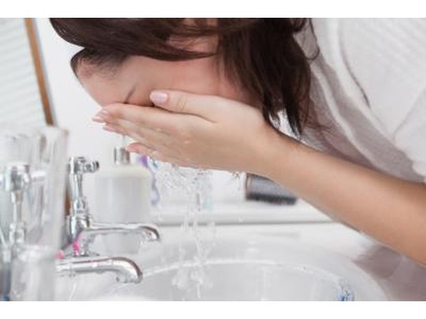Avoid washing your face with abrasive soaps if you have shingles.