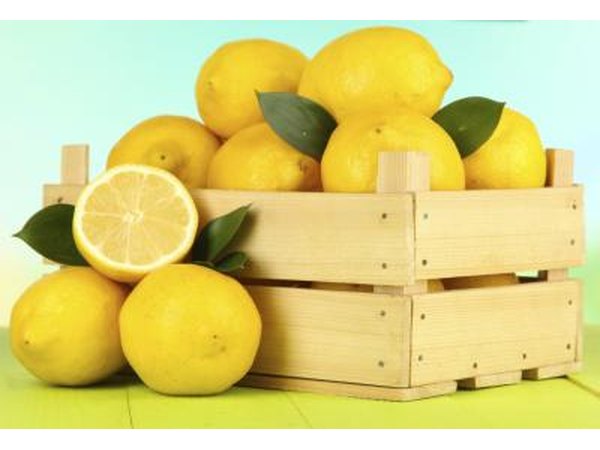 A crate full of ripe lemons
