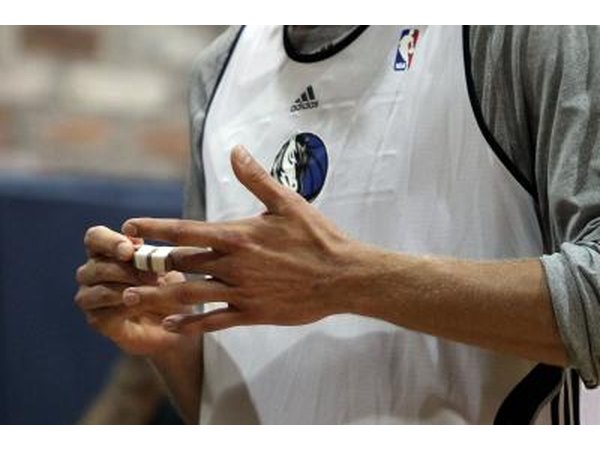 During the time you wait for your tendon to heal from surgery, a splint should be worn.