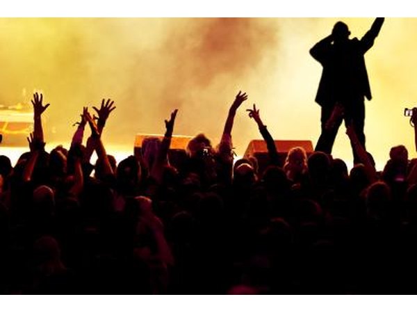 Cheering crowds can cause damage to the inner ear