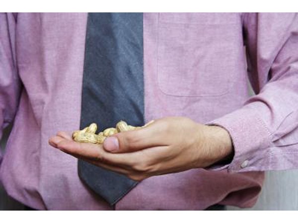Eat peanuts