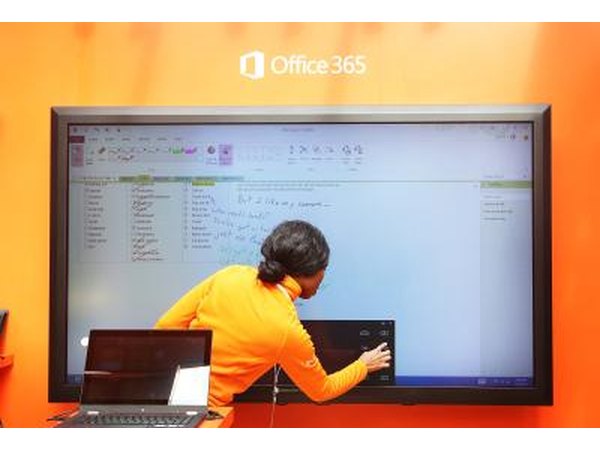 Touchscreen demonstration of Microsoft Office 2013