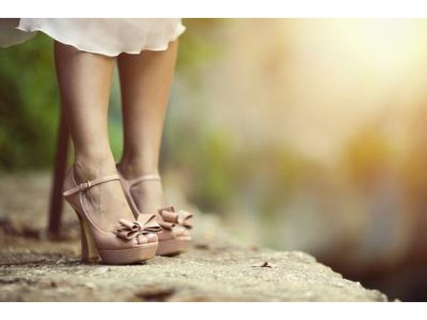 Wearing shoes that are too tight can cause hammertoe.