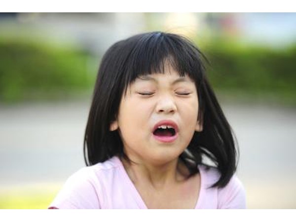 child having allergic reaction