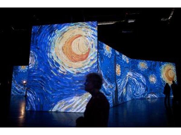Multimedia art installation highlights "Starry Night"