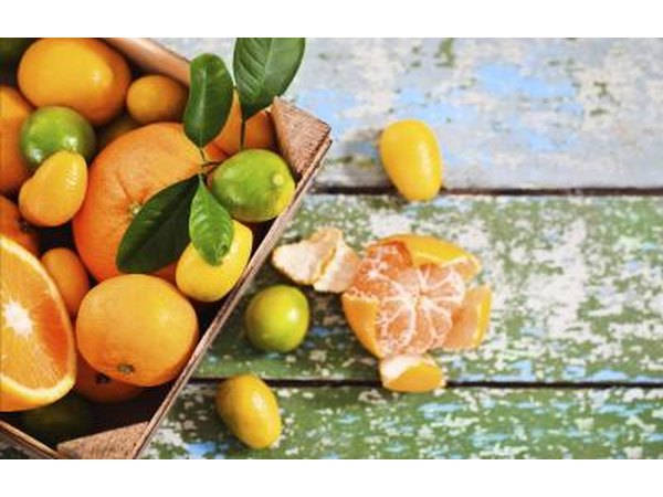 Box of assorted citrus fruits