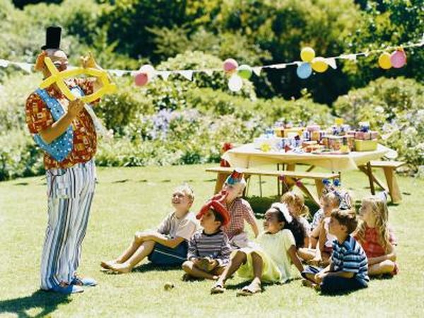 Backyard birthday parties are an American tradition.