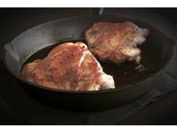Cast iron pan