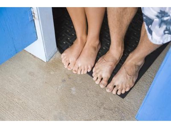 About 90 percent of the attacks are in the joints of the big toes, but other joints, such as the ankle, knee, wrist and fingers, can also experience gout.