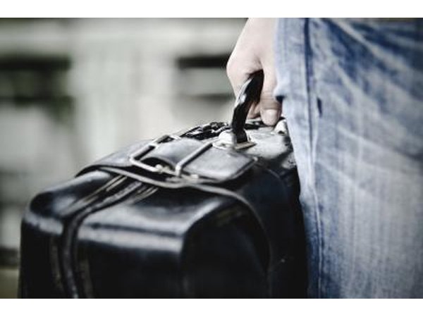 Keep your luggage in sight at all times if possible.