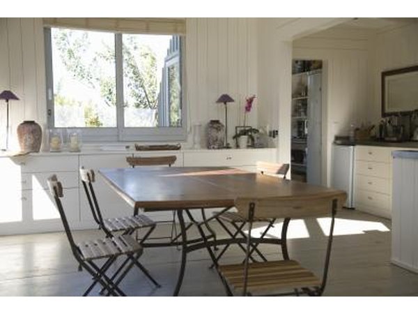 Beige is a classic and versatile wall color.