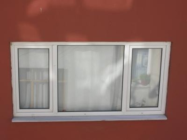 Thermal linings are usually made from a polyester/cotton blend fabric