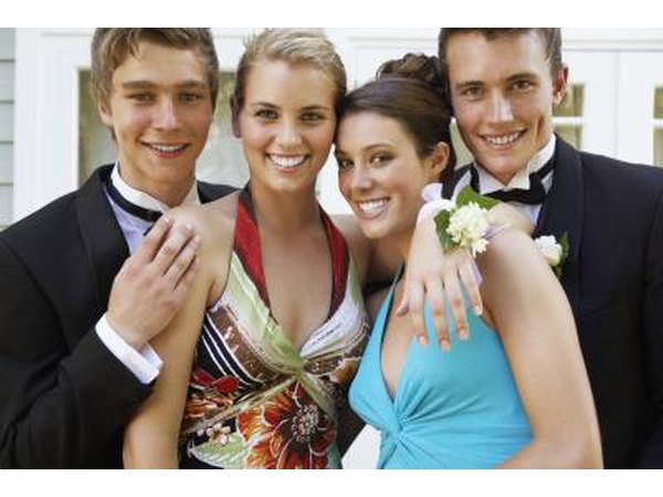 Teens dressed for the prom
