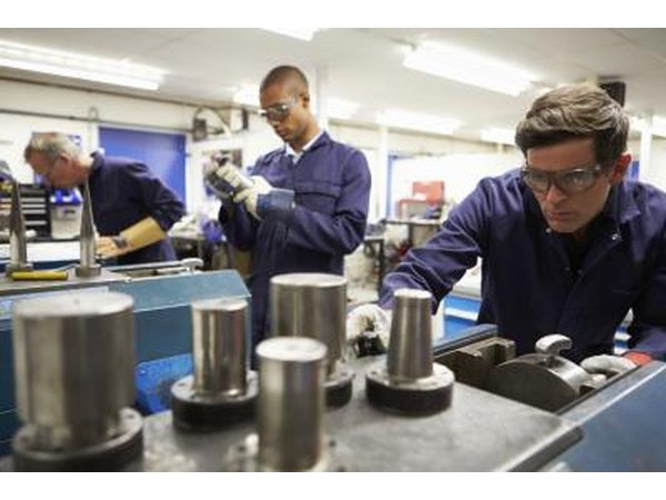 Industrial engineers in the lab working.