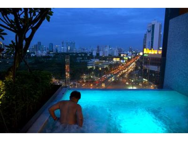 Jacuzzi at night