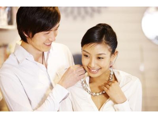 When traveling, look for jewelry to bring back as a sweet gift.