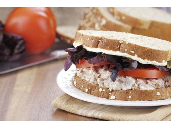 Tuna sandwich