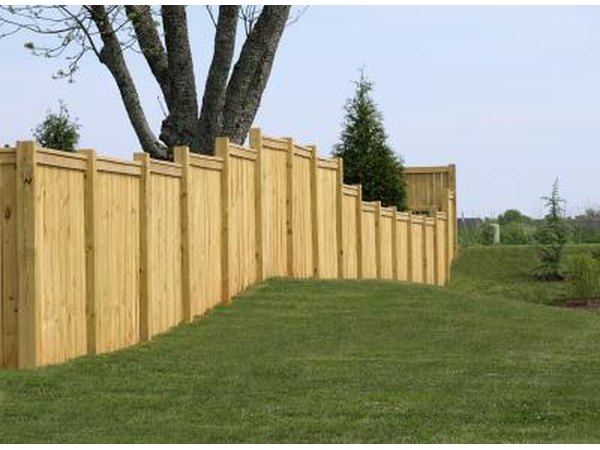 The longer the fence the more it will cost.