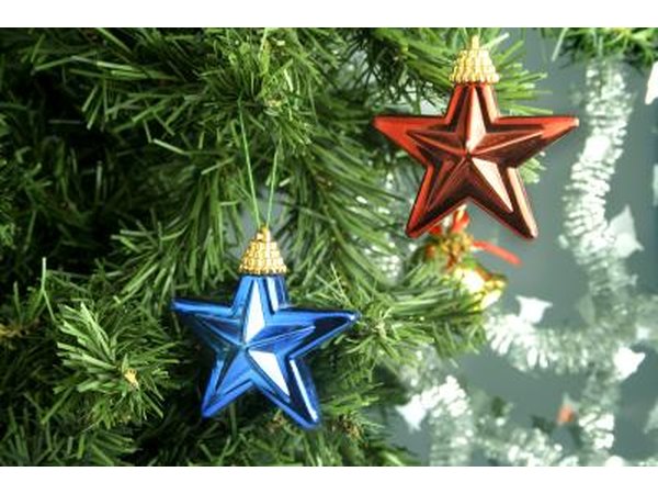 Repurpose your worn Christmas decorations and transforming them into a no-sew Christmas wreath.