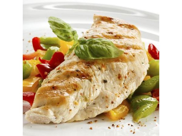 Grilled chicken with vegetables