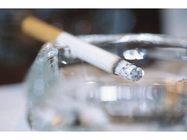 Cigarett on ashtray