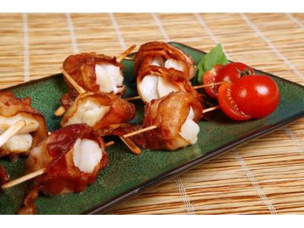 Scallops wrappted in bacon