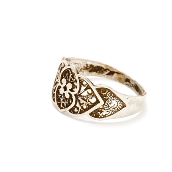 series object on white silver ring image by Aleksandr Ugorenkov from Fotolia.com ...