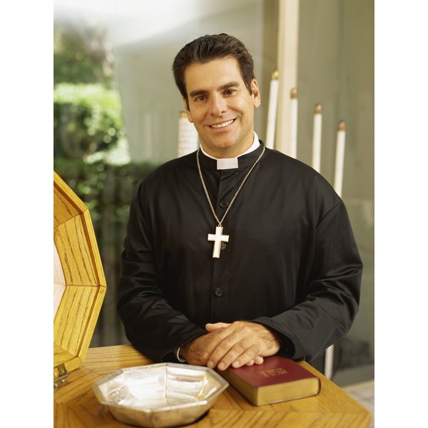 difference between catholic baptist and pentacostal My wife is a practicing catholic and we have so many talks about the differences between them and my pentecostal one difference is that pentecostals do not. difference between catholic baptist and pentacostal My wife is a practicing catholic and we have so many talks about the differences between them and my pentecostal one difference is that pentecostals do not.