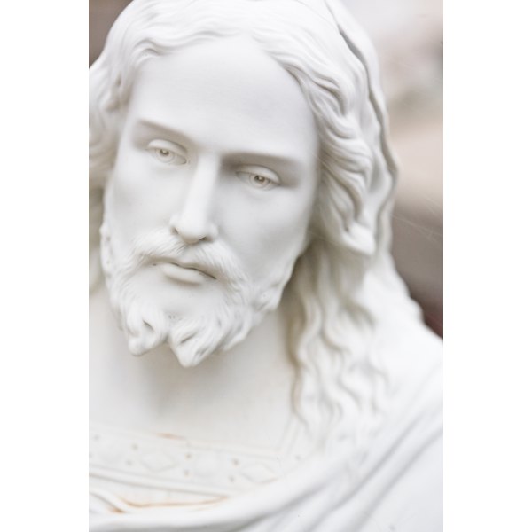 Jupiterimages/Photos.com/Getty Images Statue of Jesus Christ